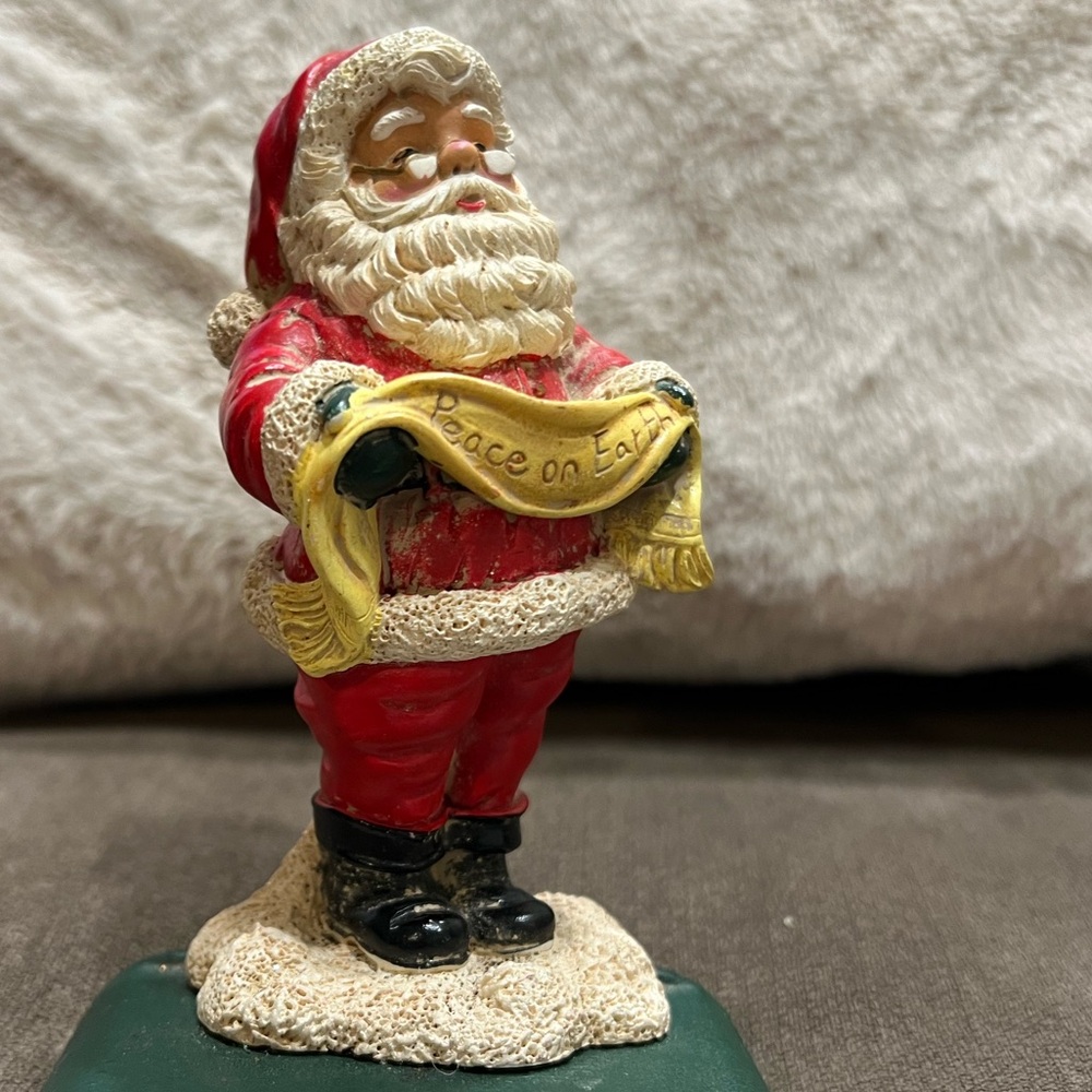 Vintage Santa Stocking Holder - Classic Santa holding “Peace on Earth” banner